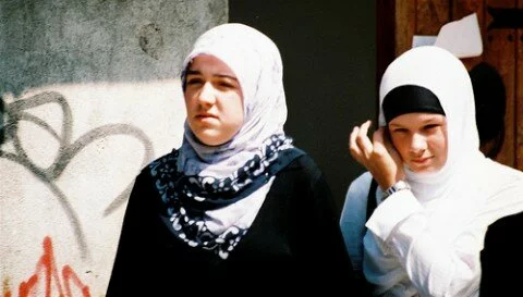 muslim_girl_serajevo